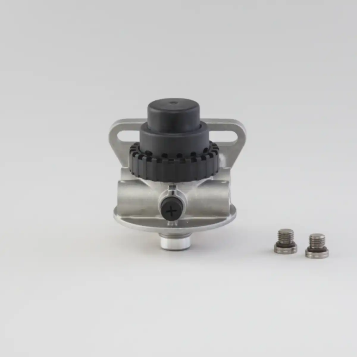 Picture of Filter Head Assy, Fuel, Primer Pump, M12-1.5 IN/OUT, 1"-14 UN Filter Thread (suit P557440)